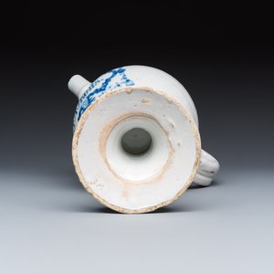 A very rare blue and white Brussels faience wet drug or syrup jar inscribed 'S. IVIVBINIS' — 照片 7