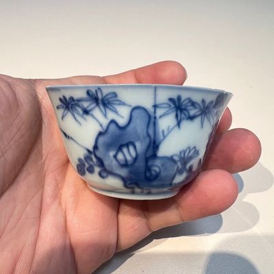 10 Chinese blue and white cups and 16 saucers, Kangxi and later — foto 53
