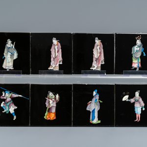 106 carreaux en faïence de Delft polychrome à fond noir à décor de personnages chinois, Makkum, 1985 — photo 4