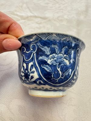 11 Chinese blue and white cups and 10 saucers, Kangxi and jade marks, 18/19th C. — photo 47