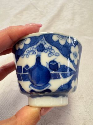 11 Chinese blue and white cups and 10 saucers, Kangxi and jade marks, 18/19th C. — photo 68