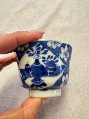 11 Chinese blue and white cups and 10 saucers, Kangxi and jade marks, 18/19th C. — photo 70