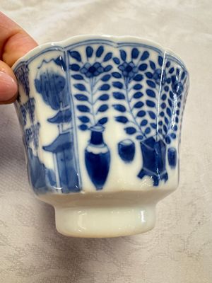 11 Chinese blue and white cups and 10 saucers, Kangxi and jade marks, 18/19th C. — photo 80