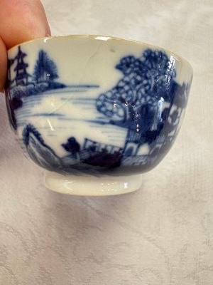 11 Chinese blue and white cups and 10 saucers, Kangxi and jade marks, 18/19th C. — photo 91
