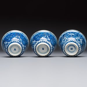 11 Chinese blue and white cups and 10 saucers, Kangxi and jade marks, 18/19th C. — photo 19