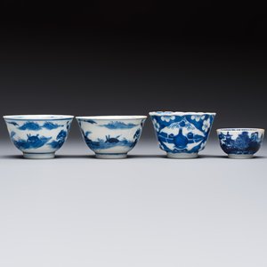 11 Chinese blue and white cups and 10 saucers, Kangxi and jade marks, 18/19th C. — photo 22