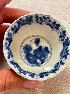 11 Chinese blue and white cups and 9 saucers, Kangxi and jade marks, Kangxi and later — photo 15