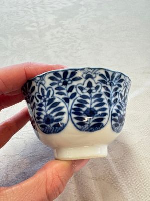 11 Chinese blue and white cups and 9 saucers, Kangxi and jade marks, Kangxi and later — photo 26
