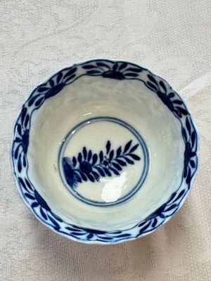 11 Chinese blue and white cups and 9 saucers, Kangxi and jade marks, Kangxi and later — photo 29