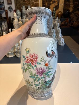 11 Chinese famille rose vases, Guang Hua Yi Pin 光華藝品, Qianlong and Jingdezhen marks, 20th C. — foto 13