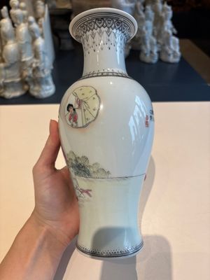 11 Chinese famille rose vases, Guang Hua Yi Pin 光華藝品, Qianlong and Jingdezhen marks, 20th C. — foto 62