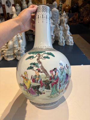 11 Chinese famille rose vases, Guang Hua Yi Pin 光華藝品, Qianlong and Jingdezhen marks, 20th C. — foto 7