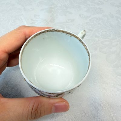 11 Chinese famille rose wares, one with gilt-bronze mounts — 照片 8