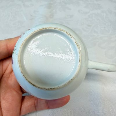 11 Chinese famille rose wares, one with gilt-bronze mounts — 照片 9