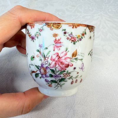 11 Chinese famille rose wares, one with gilt-bronze mounts — 照片 11