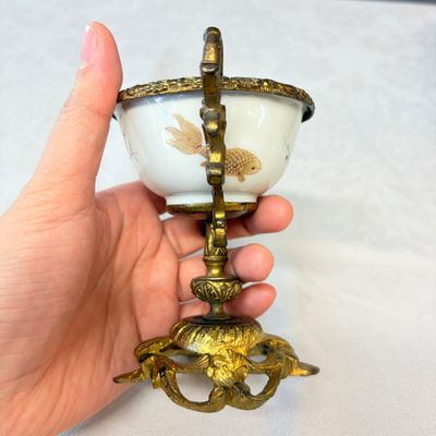 11 Chinese famille rose wares, one with gilt-bronze mounts — 照片 29