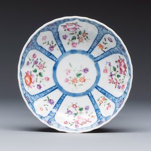 11 Chinese famille rose wares, one with gilt-bronze mounts — 照片 14