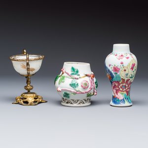 11 Chinese famille rose wares, one with gilt-bronze mounts — 照片 19