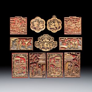 11 Chinese gilt-lacquered carved wooden panels with narrative design, 19th C. — 照片 1