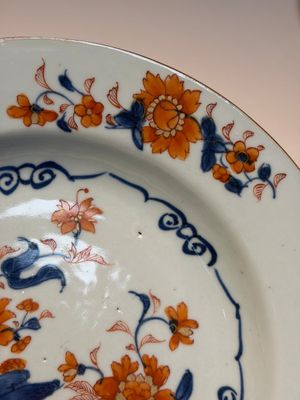 11 Chinese Imari-style and blue and white wares, Yongzheng/Qianlong — foto 11