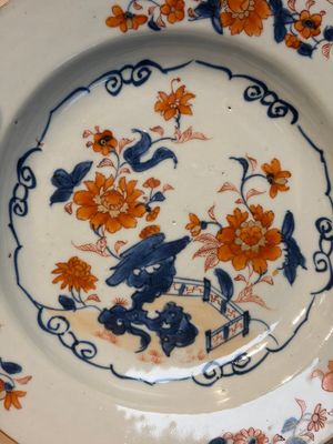 11 Chinese Imari-style and blue and white wares, Yongzheng/Qianlong — foto 14