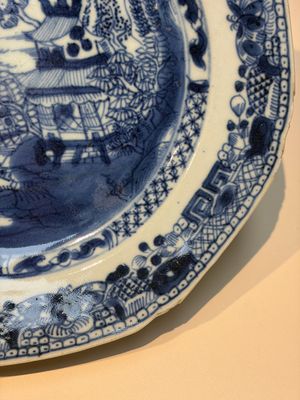11 Chinese Imari-style and blue and white wares, Yongzheng/Qianlong — foto 43
