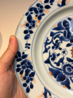 11 Chinese Imari-style and blue and white wares, Yongzheng/Qianlong — foto 56