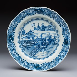 11 Chinese Imari-style and blue and white wares, Yongzheng/Qianlong — foto 23