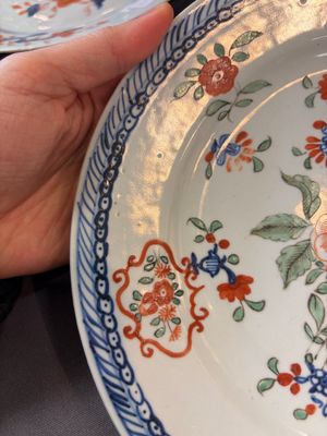 11 Chinese Imari-style and European-decorated wares, Qianlong — photo 60