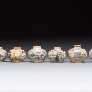 11 Chinese Swatow blue and white jarlets, Ming — photo 10