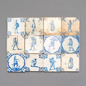 12 blue and white Dutch Delft tiles with large figures, 17th C. — foto 1