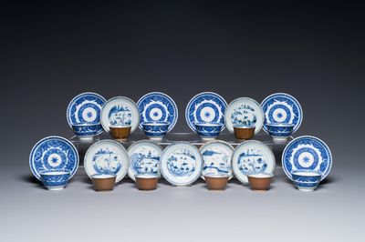 12 Chinese blauw-witte koppen en 13 schotels, waarvan met capucijnbruine glazuur, Kangxi/Qianlong