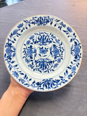 12 Chinese blue and white plates with figural and floral design, 18th C. — 照片 11
