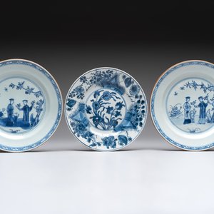 12 Chinese blue and white plates with figural and floral design, 18th C. — 照片 2