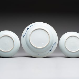 12 Chinese blue and white plates with figural and floral design, 18th C. — 照片 9