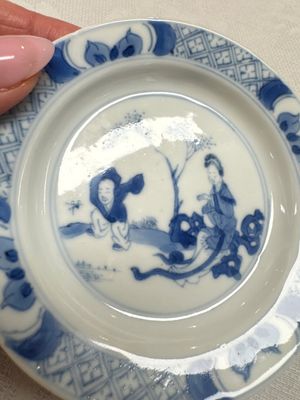 12 Chinese blue and white saucers with figural design, lingzhi and Chenghua marks, Kangxi — photo 8