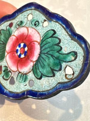 12 Chinese Canton enamel hanging ornaments, 18/19th C. — foto 14