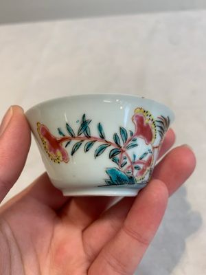 12 Chinese famille rose 'rooster' cups, Yongzheng/Qianlong — photo 25