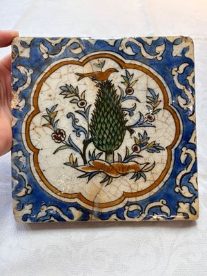12 polychrome Kubachi pottery tiles with floral design, Dagestan, 19th C. — 照片 22