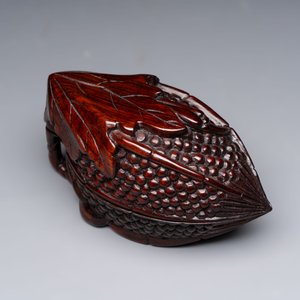 12 various Chinese carved huali and hongmu fruit-form covered boxes, 20th C. — photo 16