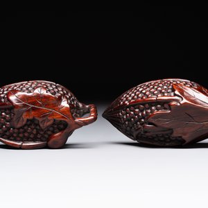 12 various Chinese carved huali and hongmu fruit-form covered boxes, 20th C. — photo 18