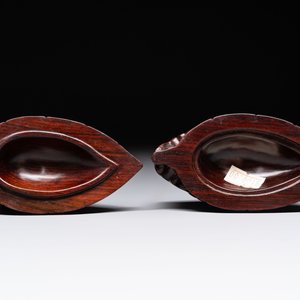 12 various Chinese carved huali and hongmu fruit-form covered boxes, 20th C. — photo 19