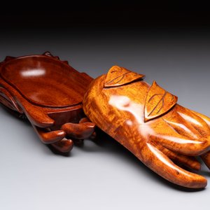 12 various Chinese carved huali and hongmu fruit-form covered boxes, 20th C. — photo 28