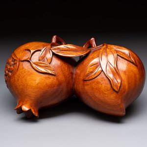 12 various Chinese carved huali and hongmu fruit-form covered boxes, 20th C. — photo 34