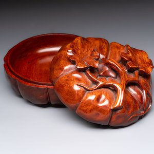 12 various Chinese carved huali and hongmu fruit-form covered boxes, 20th C. — photo 39