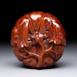 12 various Chinese carved huali and hongmu fruit-form covered boxes, 20th C. — photo 40