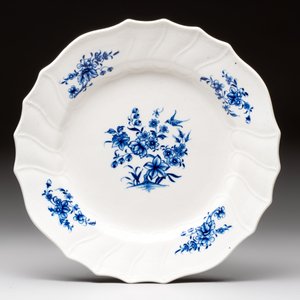 13 blue and white Tournai porcelain plates with floral design, 18/19th C. — photo 2