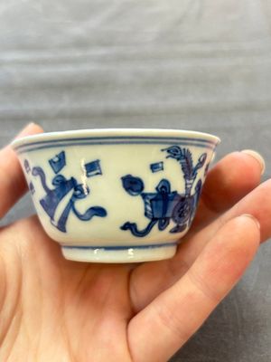 13 Chinese blue and white cups and 15 saucers, Kangxi — 照片 102