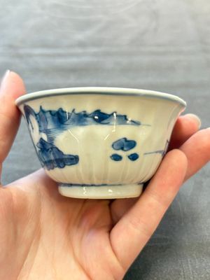 13 Chinese blue and white cups and 15 saucers, Kangxi — 照片 19