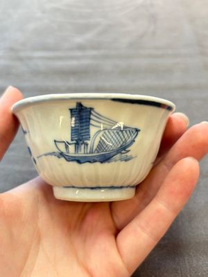 13 Chinese blue and white cups and 15 saucers, Kangxi — 照片 20